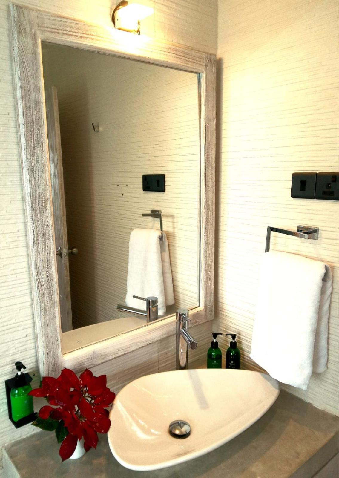 Highland Stonehouse Luxury Boutique Hotel 누와라 엘리야 외부 사진